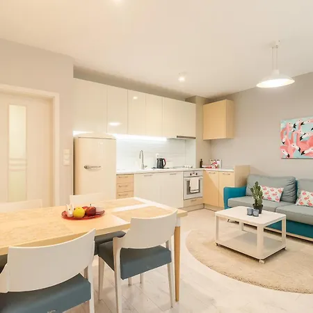 Апартамент Comfort Happy Briz, Aquarelle With Security *