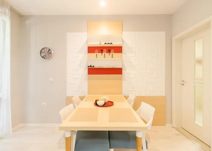 Апартамент Comfort Happy Briz, Aquarelle With Security *